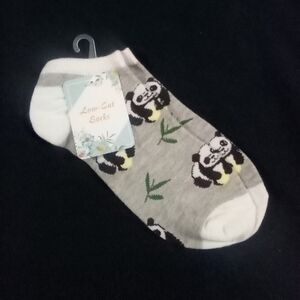 🎀Cute Low-cut Panda Socks, NWT🎀